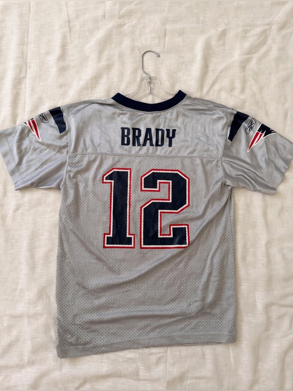 Reebok Patriots Tom Brady #12 Jersey Youth XL 18-20 Silver Gray NFL Vintage